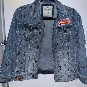 Abercrombie Kids Distressed Denim Jacket W Patches and Pockets Sz 9/10